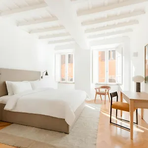 https://sonder-palazzo-taverna.it-romehotels.com