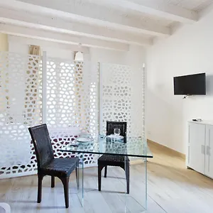 Apartment Greek, Palermo