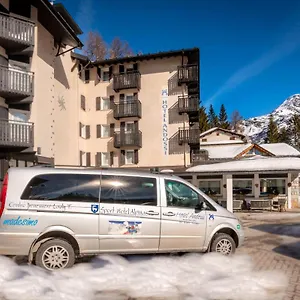 https://hotel-andossi-madesimo.it-lombardy.com